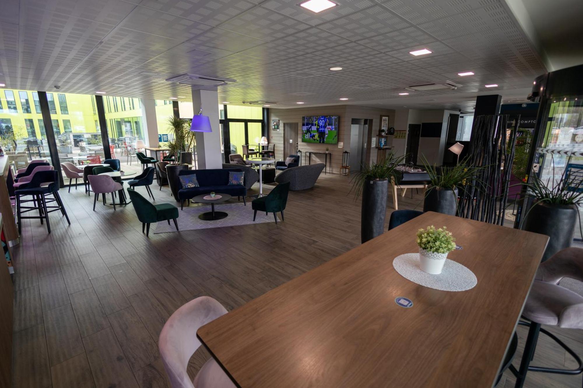 Campanile Belfort Montbeliard - Gare La Jonxion. Meroux Eksteriør billede